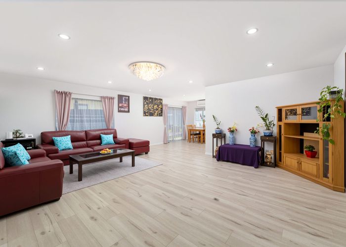  at 93 Waitaki Street, Henderson, Waitakere City, Auckland