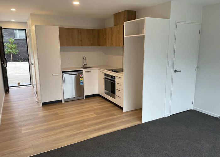  at 31-33 Panoni Lane, Abercrombie Street, Howick, Manukau City, Auckland