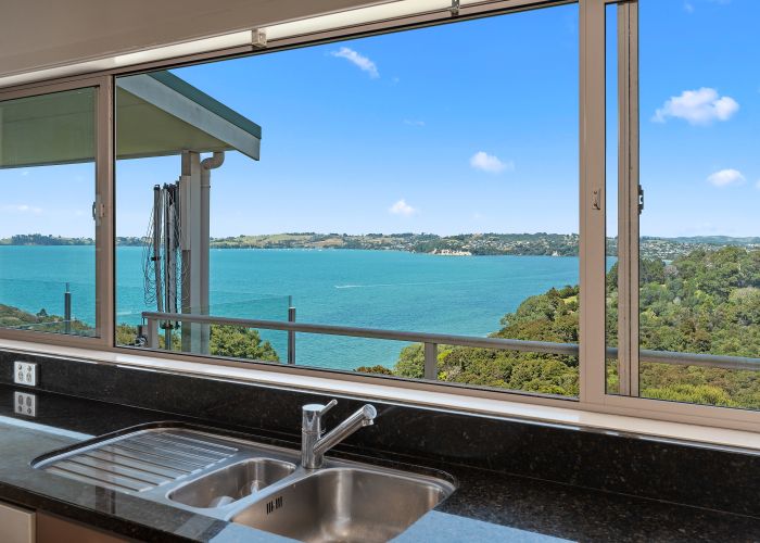  at 10 Puriri Place, Sandspit, Warkworth