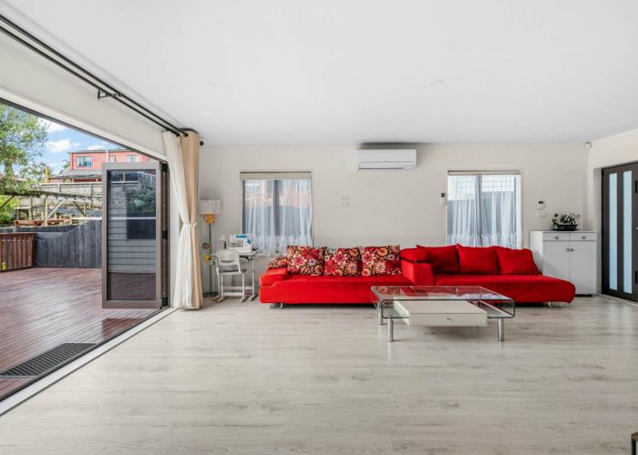  at 13a  Tahi Terrace, Glen Eden, Waitakere City, Auckland