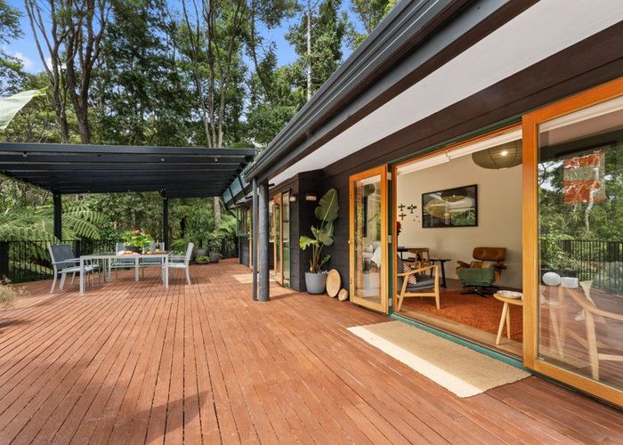  at 37 Wirihana Road, Titirangi, Waitakere City, Auckland