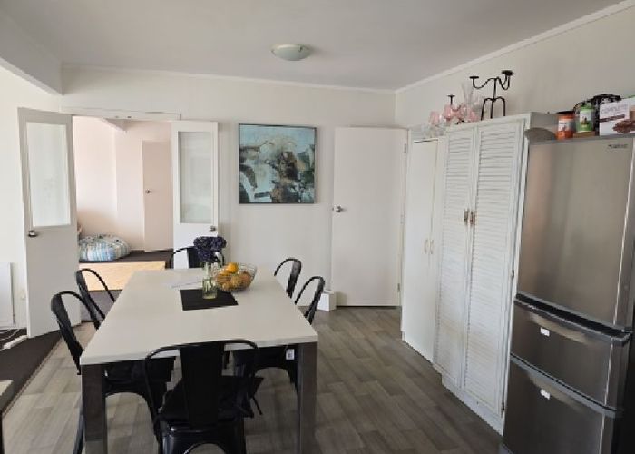 at 1166 Papamoa Beach Road - PAPAMOA, Papamoa Beach, Tauranga, Bay Of Plenty