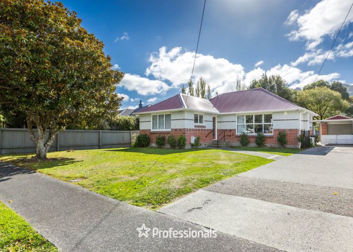  at 53 Hudson Avenue, Ebdentown, Upper Hutt
