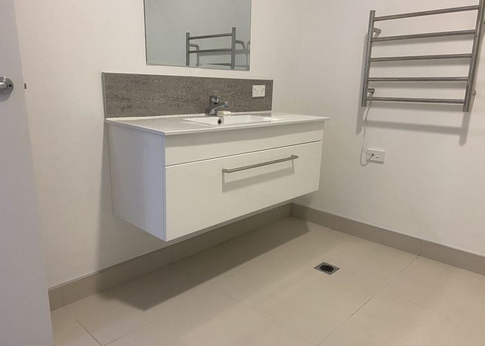  at 12/228 Edmonton Road, Te Atatu South, Waitakere City, Auckland