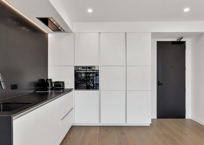  at 303/2 Miller Street, Point Chevalier, Auckland City, Auckland