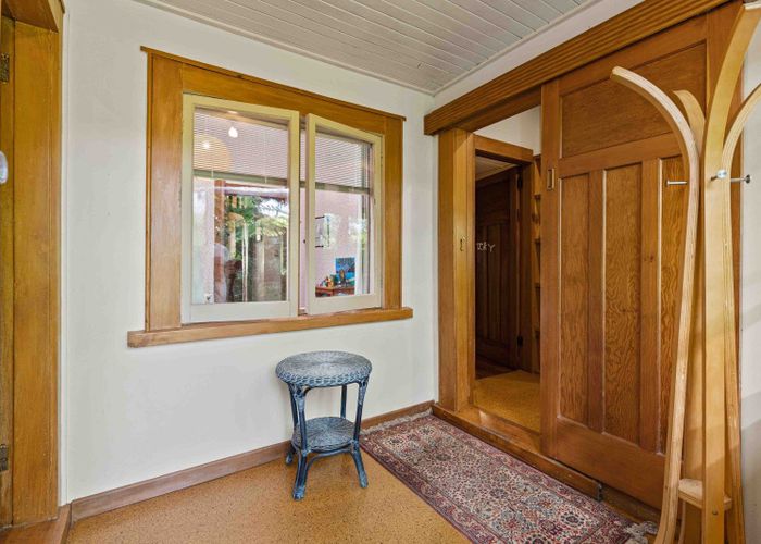  at 24 Myrtle Street, Hamilton East, Hamilton