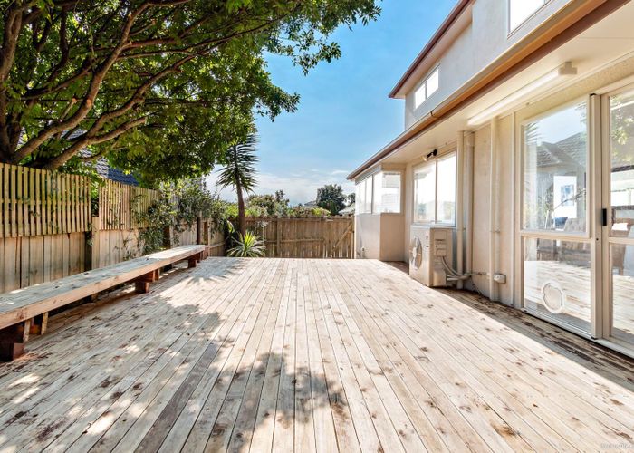  at 2/62 Orangewood Drive, Northpark, Auckland