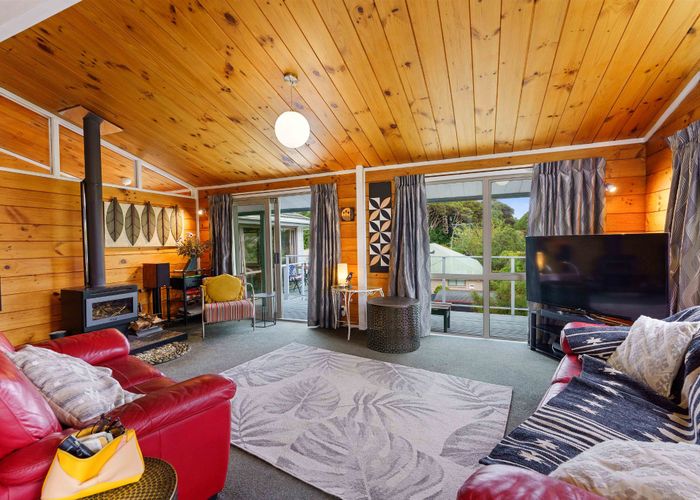  at 31 LEINSTER AVENUE, Raumati South, PARAPARAUMU