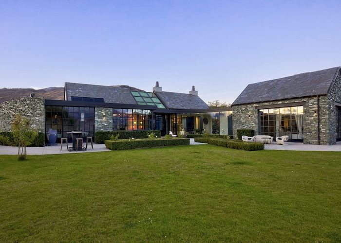  at 2 Millvista Lane, Arrowtown, Queenstown-Lakes, Otago