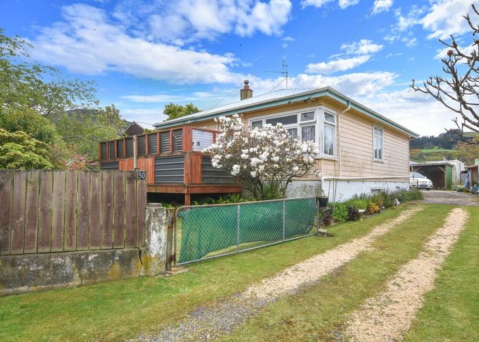  at 50 Hall Road, Sawyers Bay, Port Chalmers
