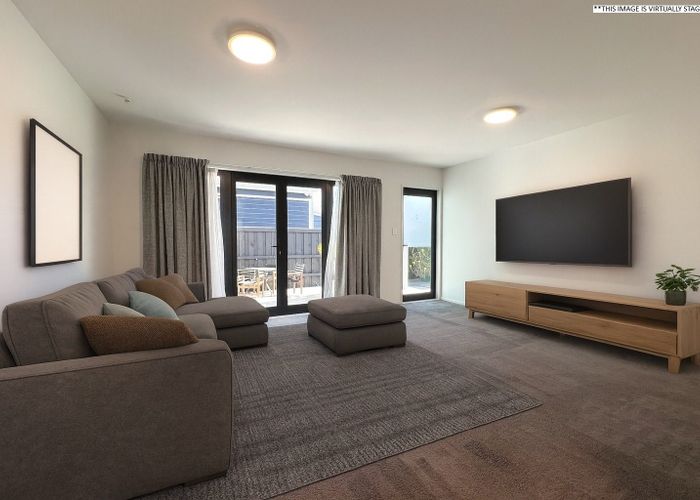  at 2/129 Aikmans Road, Merivale, Christchurch City, Canterbury