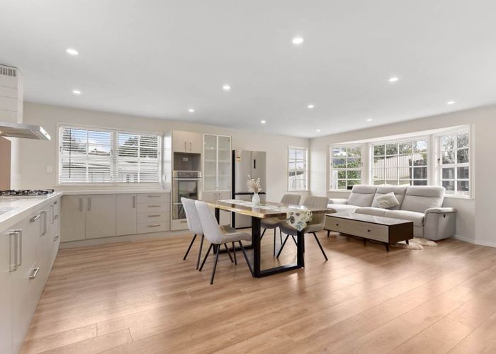 at 28 Cockayne Crescent, Sunnynook, North Shore City, Auckland