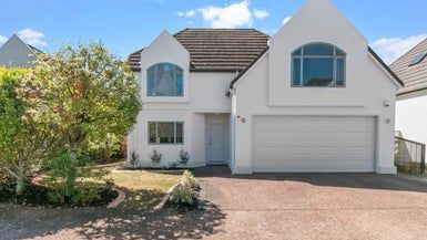  at 19F Claremont Way, East Tamaki Heights, Auckland