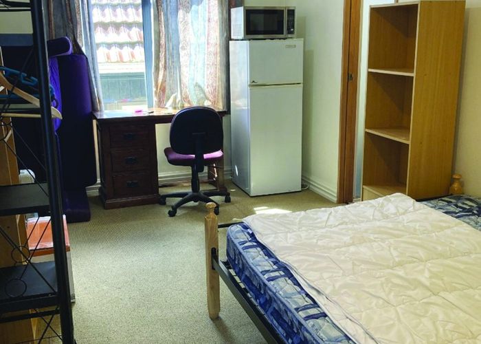  at Room 5/63A Queen Street, North Dunedin, Dunedin, Otago