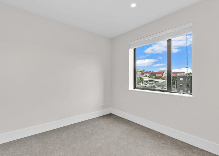  at 105/11 Hinaki Street, Point England, Auckland