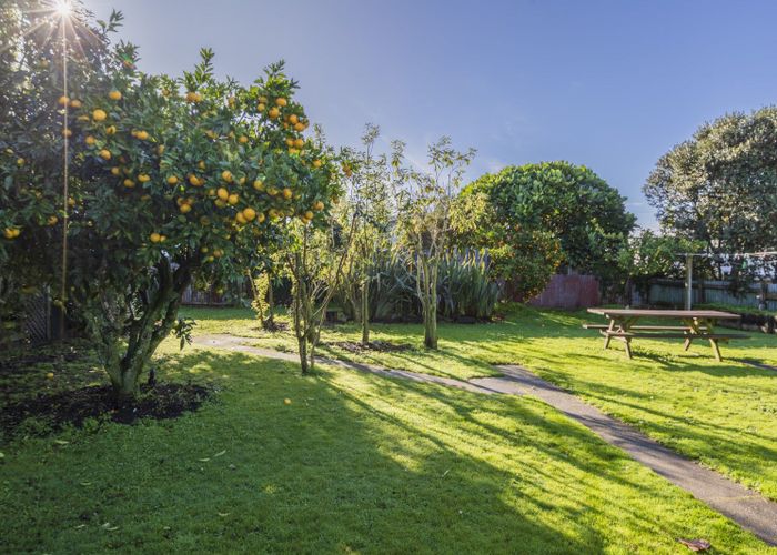  at 74 Meeanee Quay, Westshore, Napier