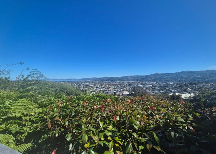 at 32 Woodvale Grove, Fairfield, Lower Hutt, Wellington