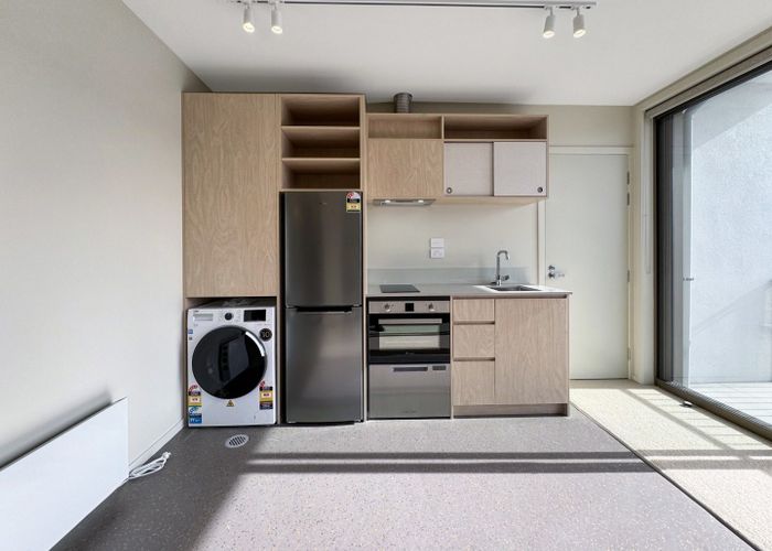  at 207/2 Campbell Terrace, Petone, Lower Hutt, Wellington