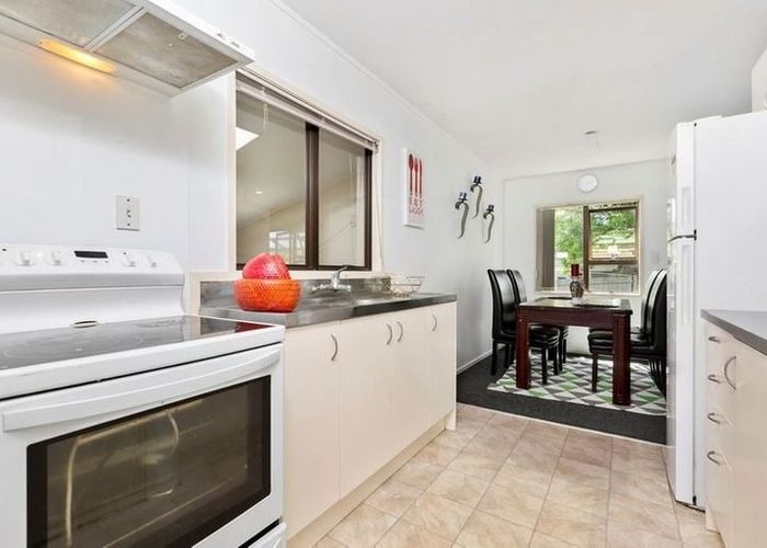  at 1/11 Burundi Avenue, Clendon Park, Manukau City, Auckland