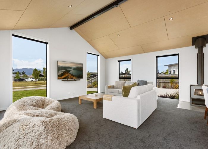  at 3 Pepperwood Green, Albert Town, Wanaka, Otago