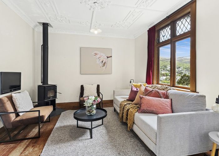  at 17 Imlay Crescent, Ngaio, Wellington