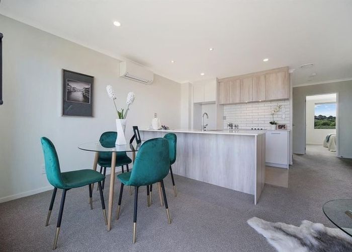  at 6/2 Mahalo Avenue, Wiri, Manukau City, Auckland