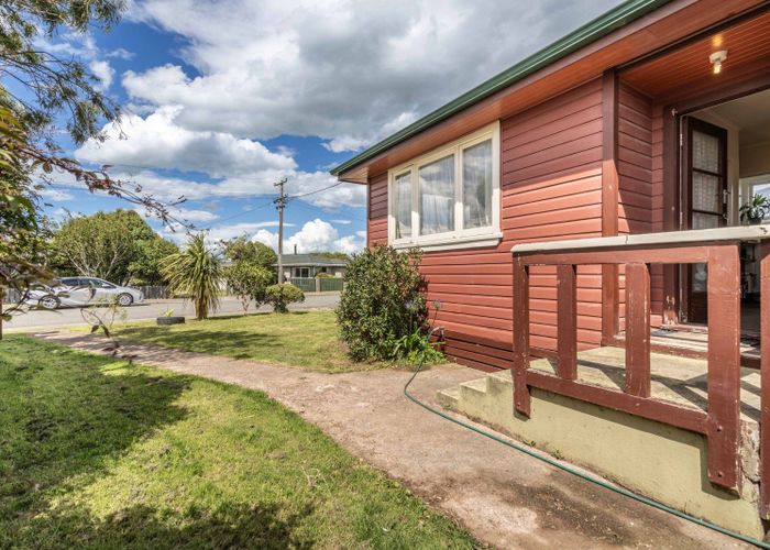  at 43 Severn Street, Clifton, Invercargill