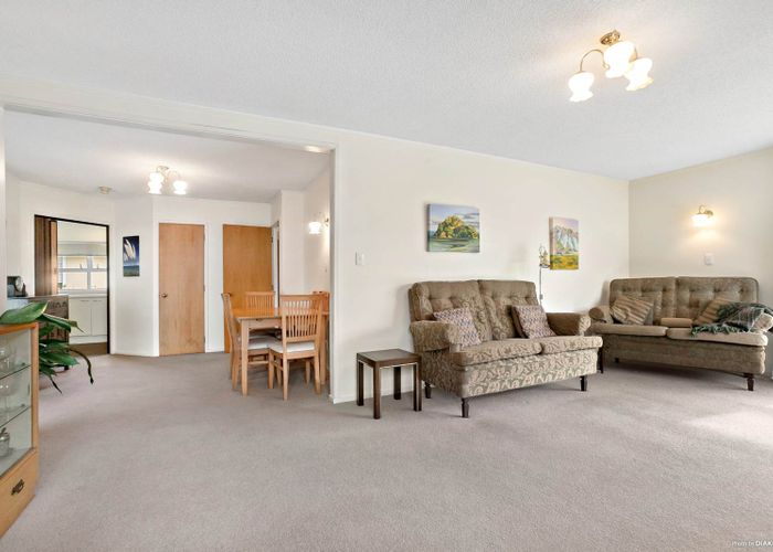  at 23/10 Gerard Way, Meadowbank, Auckland