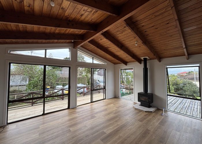  at 104A Waimumu Rd, Massey, Waitakere City, Auckland