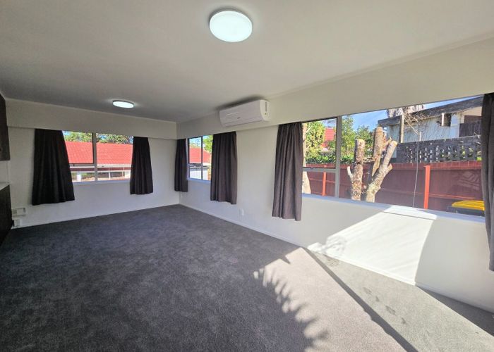  at 2/10 Pamela Place, New Lynn, Waitakere City, Auckland