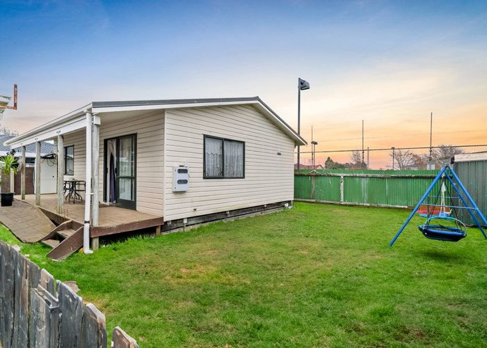  at 22 Elizabeth Avenue, Papatoetoe, Manukau City, Auckland