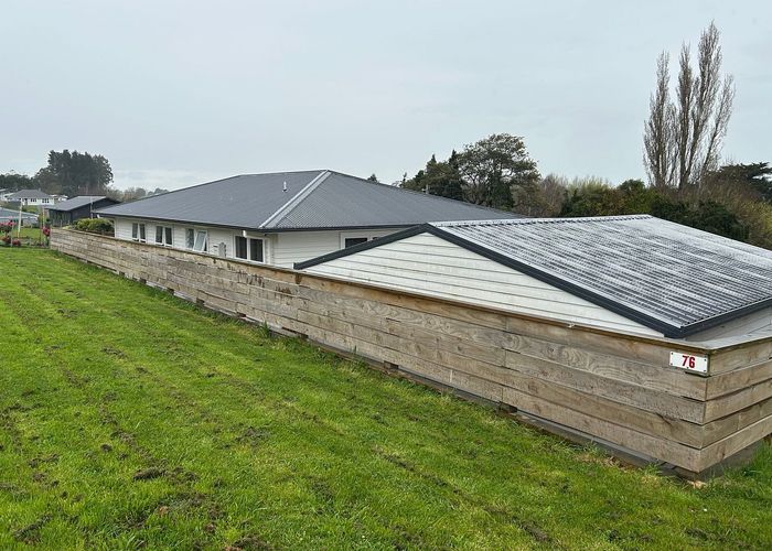  at 76 Hastings Street, Feilding