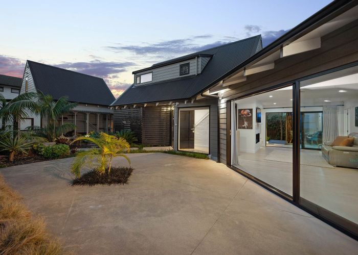  at 9 Quebec Road, Milford, North Shore City, Auckland