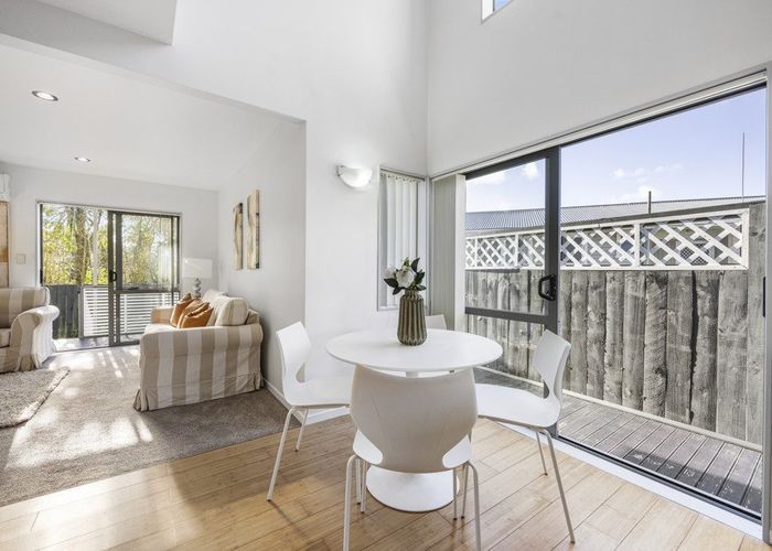  at 215B Halsey Drive, Lynfield, Auckland