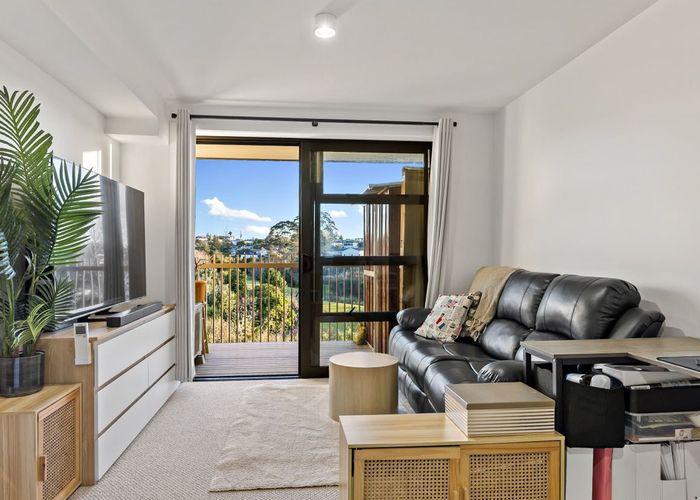  at 208/71 Hendon Avenue, Mount Albert, Auckland City, Auckland