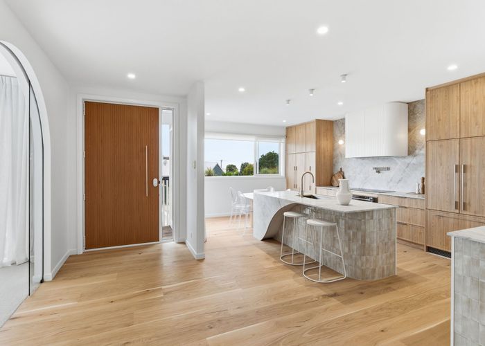  at 7 Moncks Bay Lane, Redcliffs, Christchurch City, Canterbury