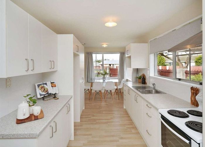  at 4 Daytona Place, Parklands, Christchurch City, Canterbury