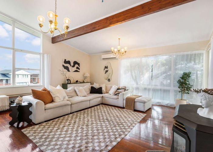  at 7 Maugham Drive, Bucklands Beach, Auckland