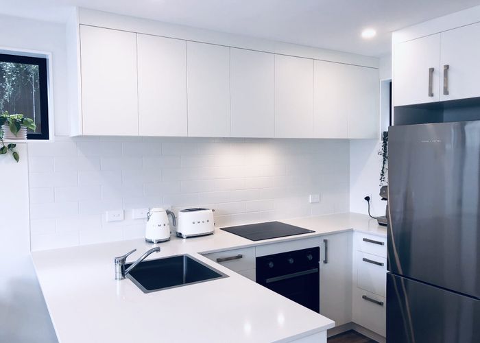  at 1 Tokai Place, Glen Eden, Auckland