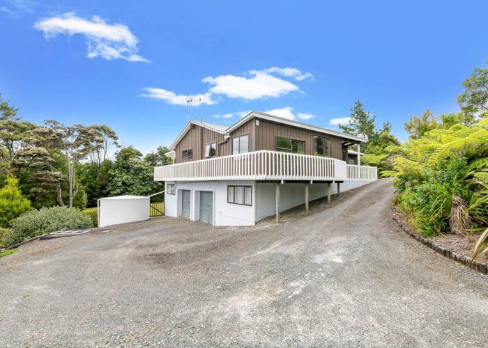  at 93 The Avenue, Lucas Heights, Auckland