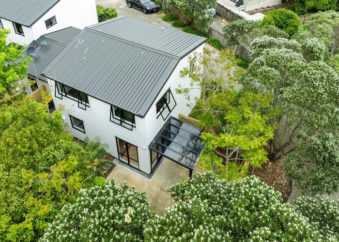  at 1/69 Target Road, Totara Vale, Auckland