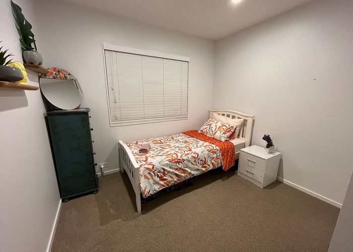  at 17 Mona Vale, West Harbour, Waitakere City, Auckland