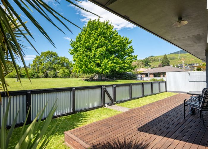  at 4/27 Ranui Road, Stoke, Nelson