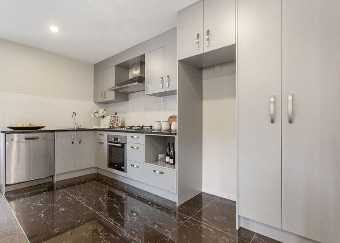  at 28/5 Perekia Street, Albany, Auckland