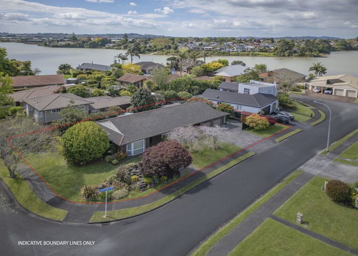  at 2 Roselawn Lane, Pahurehure, Papakura