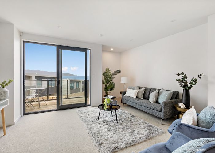  at 14/52 High Street, Island Bay, Wellington