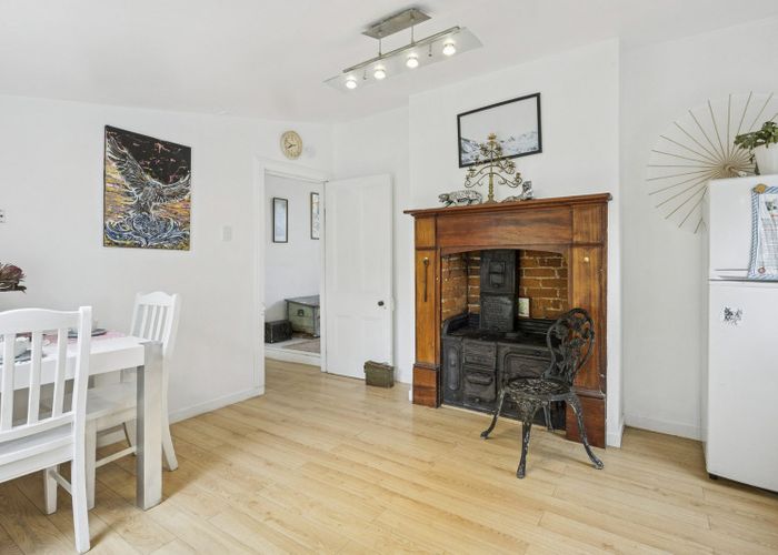  at 16 Meadow Street, Mornington, Dunedin, Otago