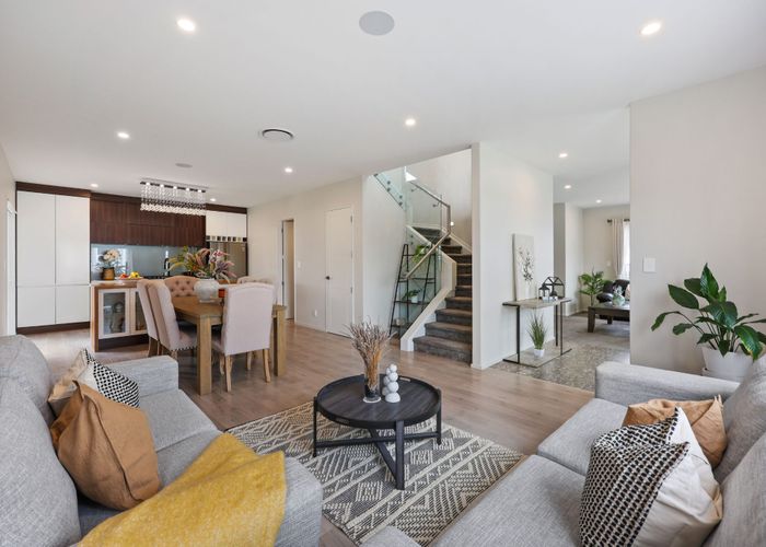  at 19 Horsefields Drive, Flat Bush, Manukau City, Auckland