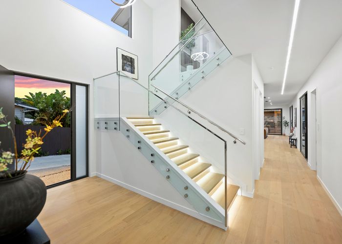  at 77 Park Rise, Campbells Bay, North Shore City, Auckland