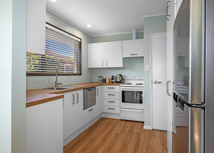  at 2/58 Ambleside Drive, Burnside, Christchurch City, Canterbury